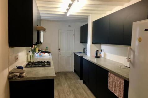 40 jeresey street kitchen.jpg