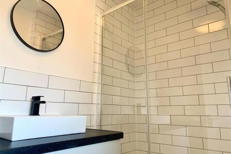 40 Jersey St new bathroom.jpg