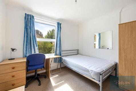 Coombe Road, 26A-003.JPG