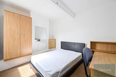 Coombe Road, 26A-004.JPG