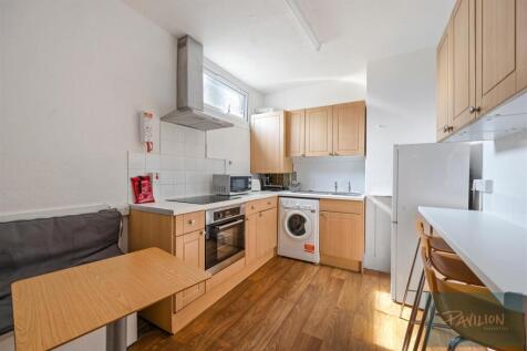 Coombe Road, 26A-007.JPG