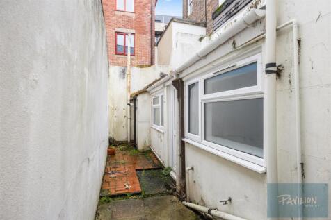 Richmond Place 25, Ground Floor Flat-018.jpg