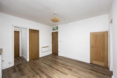 Burlington Street 10, Basement Flat-007.JPG