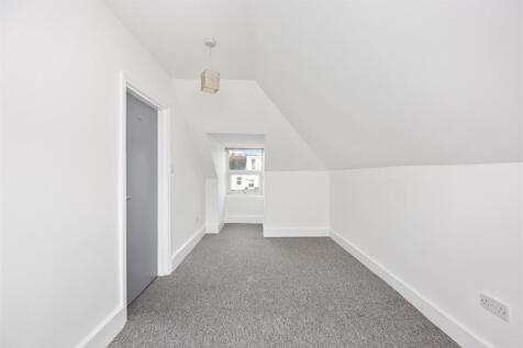 Evelyn Terrace 4, Flat 5-012.jpg