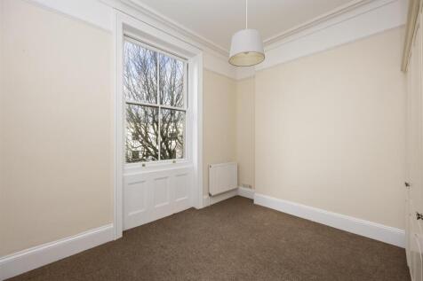 Vernon Terrace 36, Flat 6-002.JPG