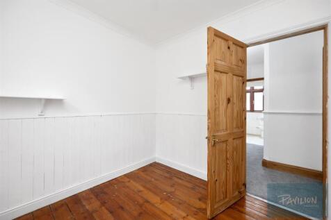 Stanmer Villas_35-001.jpg