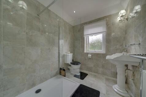 Upstairs bathroom