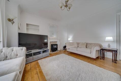 Bedroom (upstairs lounge)