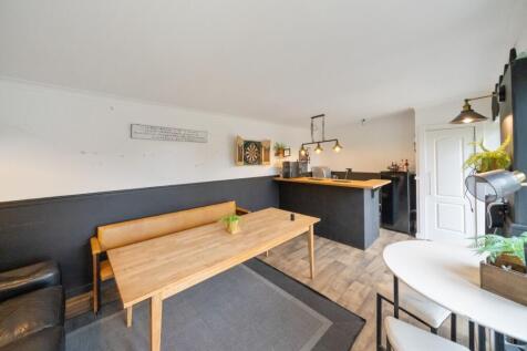 Summerhouse/Games Room
