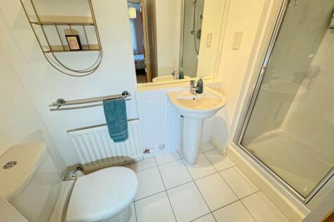 Bedroom 2 En-Suite