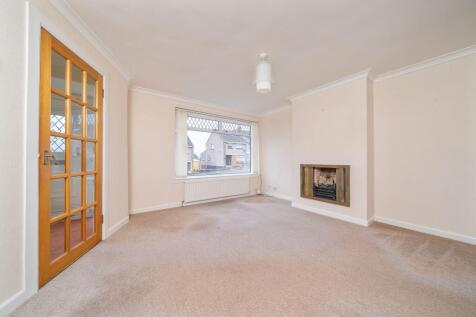 Living/dining area