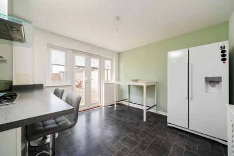 Kitchen/dining area