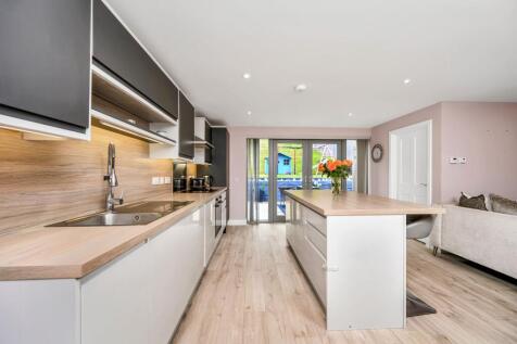 Kitchen/Dinning