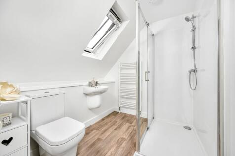 Upstairs bathroom