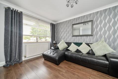 Lounge/dining area
