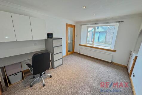 Bedroom 4 (ground floor)