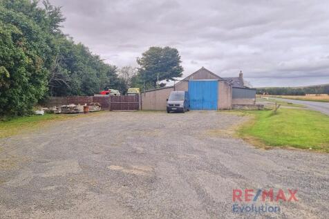 Yard &amp; Outbuildings