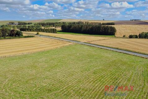 Surrounding Countryside