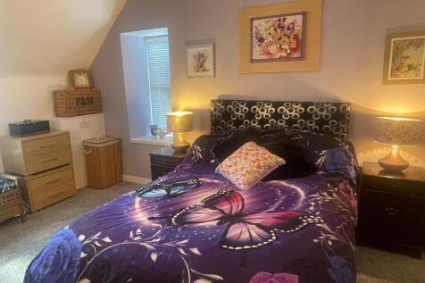 Bedroom 1 (2 of 2)