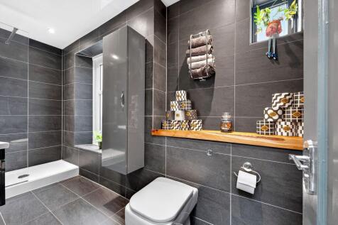 Shower Room / WC