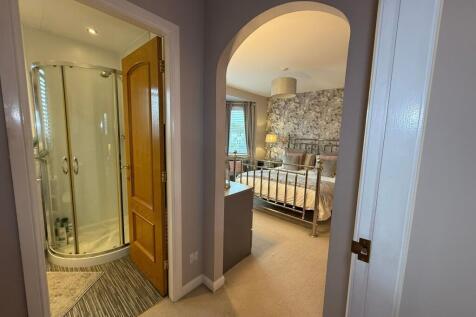 Master bedroom 1 / En-suite