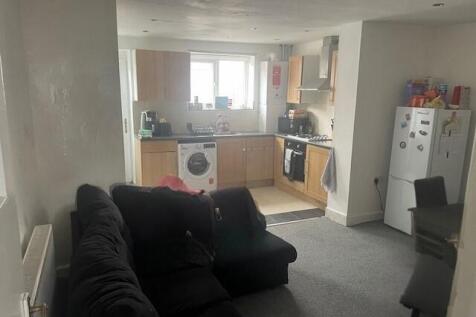 Reception/kitchen