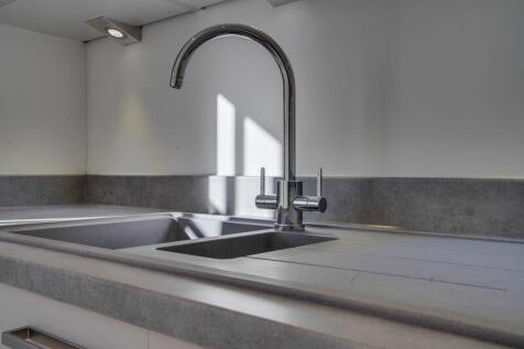 Sink Detail