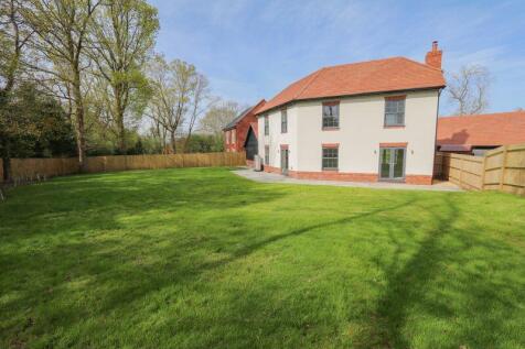 Large Rear Garden