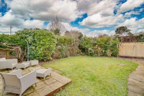 Lawned Garden