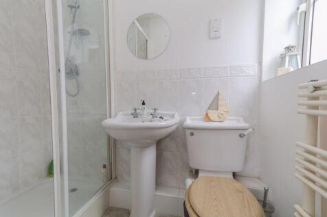 Guest En-Suite