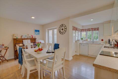 Kitchen/Diner pic 1