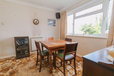 Dining room pic 2