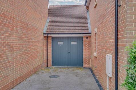 Garage/Office
