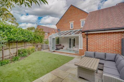 Garden view towards Garden Room