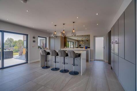 Kitchen Pic 3