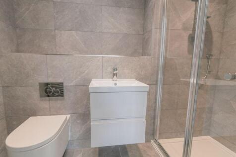 En- Suite to Bedroom One