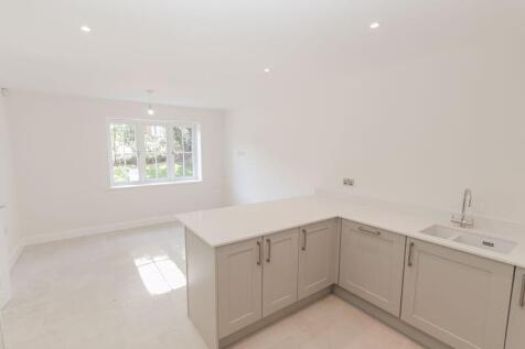 Through to Dining Area