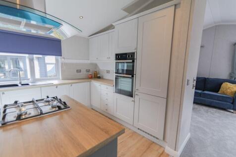 Kitchen (2)