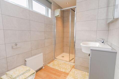 En-suite to Bedroom One