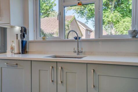 Kitchen detail 2