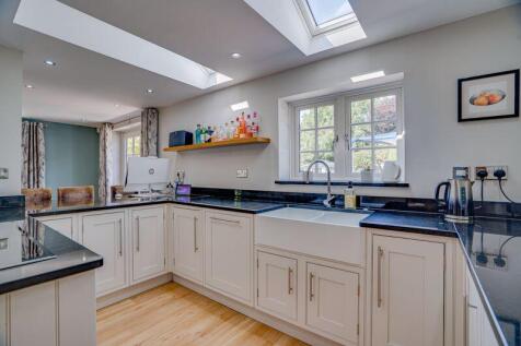 Kitchen (1)