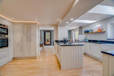 Kitchen (2)