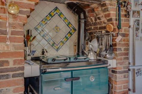Kitchen Detail (2)