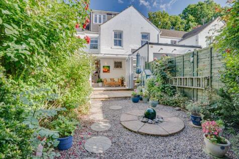 Landscaped Garden towards the Property
