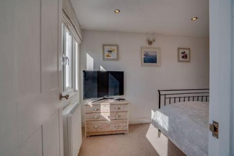 Bedroom One (2)
