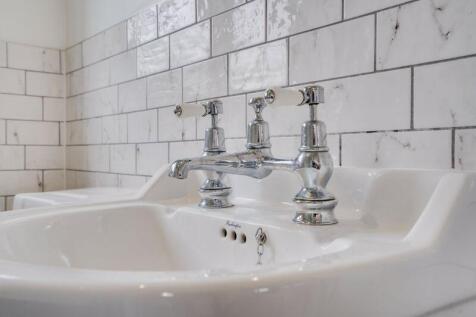 Bathroom detail