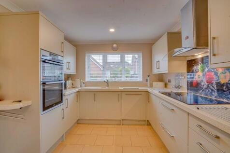 Kitchen (2)