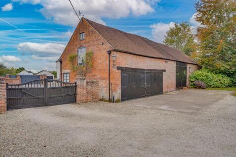 Detached Garage