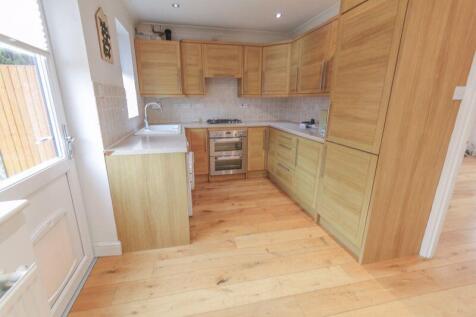 Kitchen / Breakfast Room