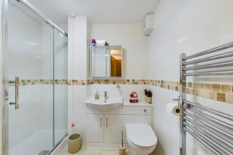 Presented by Nicoleta at EweMove Bexleyheath and D